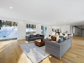 7 Whipple Rd, Lexington MA 02420