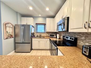 906 Alder Way 906, North Andover MA 01845