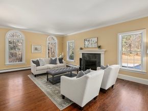 62 Walpole St, Dover MA 02030