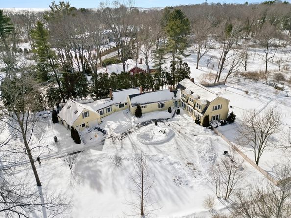 25 Masconomo St, Manchester MA 01944