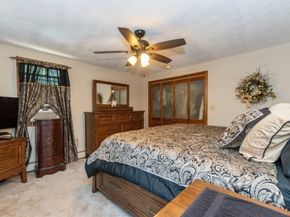 12 Ridgeway Ave, Billerica MA 01821