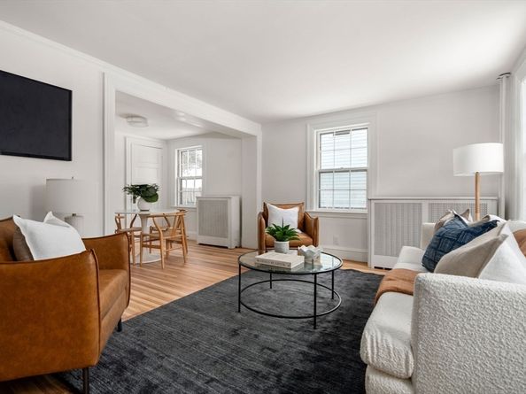 71 Highland Rd, Brookline MA 02445