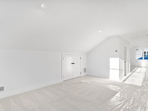 6 Callahan Drive, Woburn MA 01801