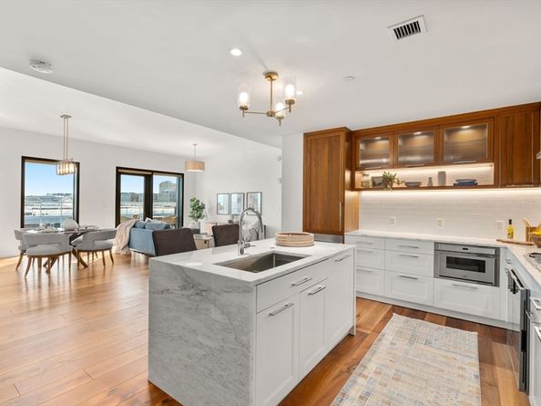 300 Pier 4 Blvd 7F, Boston MA 02110