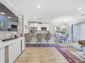 181 S Franklin St 206, Holbrook MA 02343