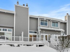 255 North Road 18, Chelmsford MA 01824