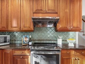 55 Bellingham Rd, Brookline MA 02467