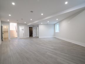 18 Josselyn Pl 18, Newton MA 02461