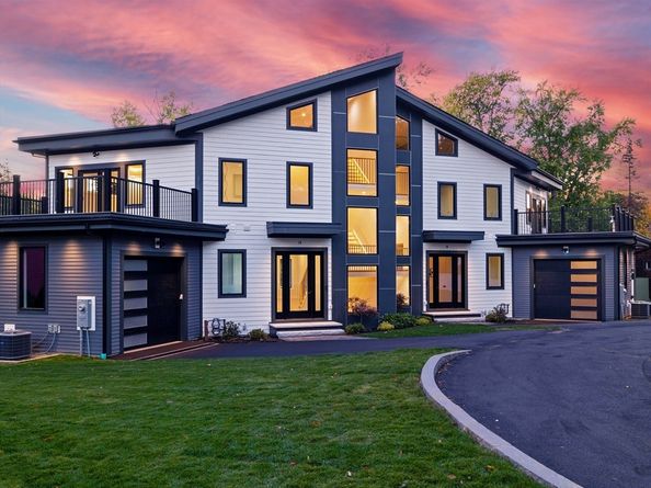 18 Josselyn Pl 18, Newton MA 02461