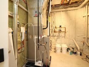 18 Josselyn Pl 18, Newton MA 02461