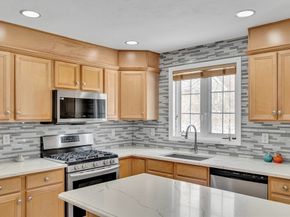 5 Samantha Way 5, Acton MA 01720