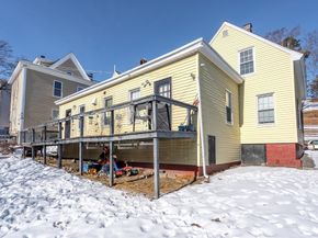 208 Laurel St, Fitchburg MA 01420