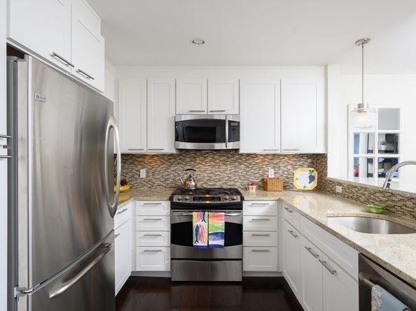23 Shipyard Dr 206, Hingham MA 02043