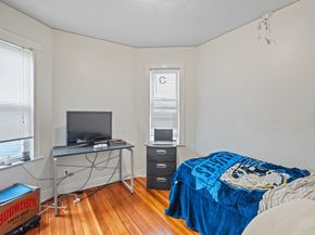 385 Centre St 1, Boston MA 02122