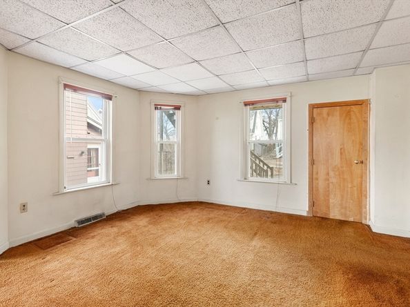 36 Dundee Rd, Arlington MA 02476