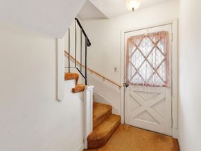 36 Dundee Rd, Arlington MA 02476