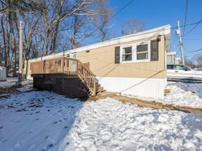 5 Alpine St, Rockland MA 02370