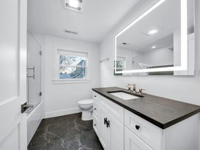 219 Waverly Rd 219, North Andover MA 01845