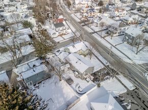 219 Waverly Rd 219, North Andover MA 01845