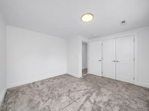 219 Waverly Rd 219, North Andover MA 01845