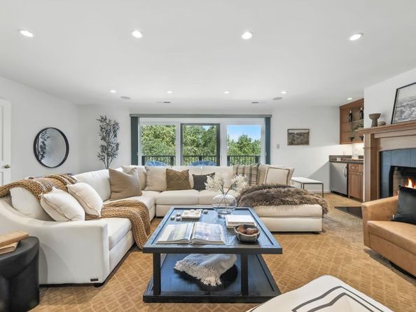 2530 Skyfarm Drive, Hillsborough CA 94010