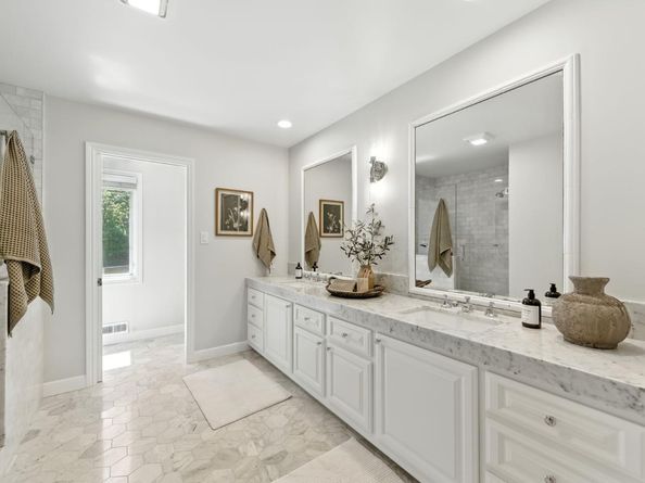 2530 Skyfarm Drive, Hillsborough CA 94010