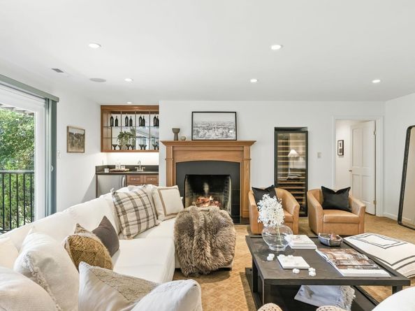 2530 Skyfarm Drive, Hillsborough CA 94010
