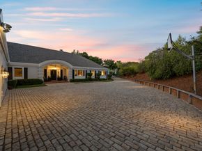 2530 Skyfarm Drive, Hillsborough CA 94010