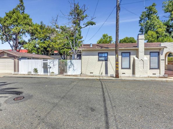 22526 Richard Place, Hayward CA 94541