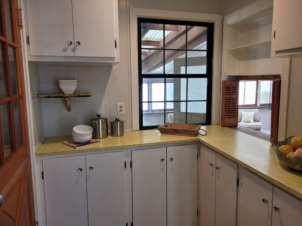 297 N San Anselmo Avenue, San Bruno CA 94066