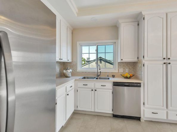 3709 Kenwood Avenue, San Mateo CA 94403