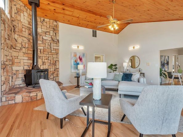 3709 Kenwood Avenue, San Mateo CA 94403
