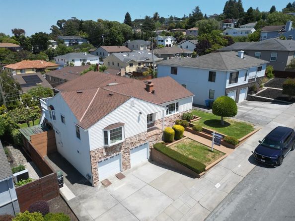 3709 Kenwood Avenue, San Mateo CA 94403