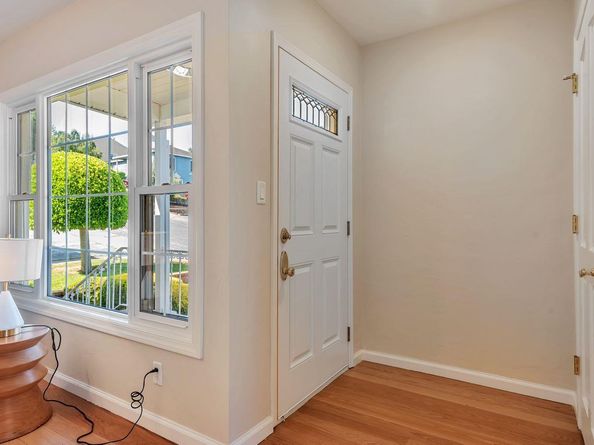 3709 Kenwood Avenue, San Mateo CA 94403