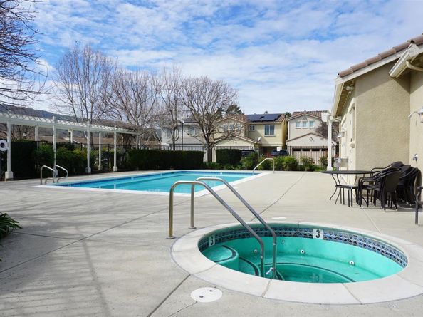 7950 English Oak Circle, Gilroy CA 95020