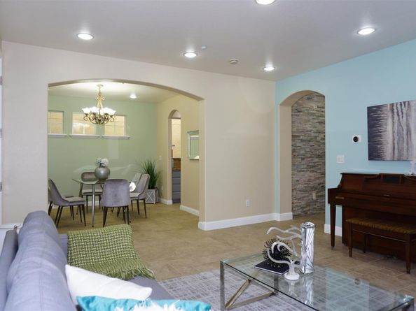 7950 English Oak Circle, Gilroy CA 95020