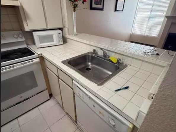 1140 Whipple Avenue 22, Redwood City CA 94062
