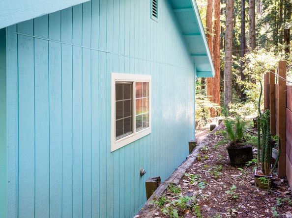 895 Forest Way, Brookdale CA 95007