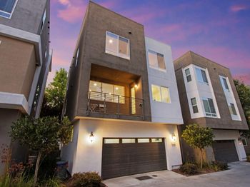 178 Llano De Los Robles Avenue