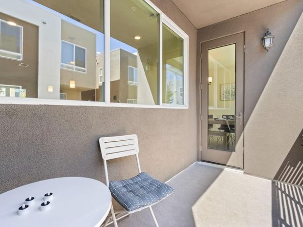 178 Llano De Los Robles Avenue, San Jose CA 95136