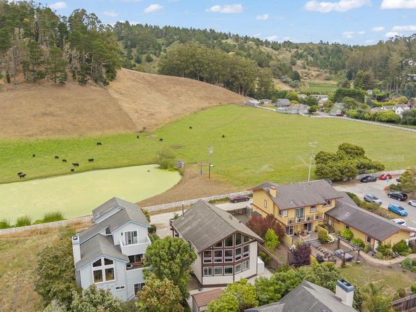 350 6th Avenue, Half Moon Bay CA 94019