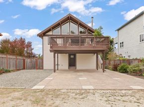 350 6th Avenue, Half Moon Bay CA 94019