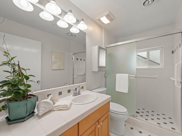 350 6th Avenue, Half Moon Bay CA 94019