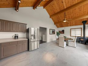 350 6th Avenue, Half Moon Bay CA 94019