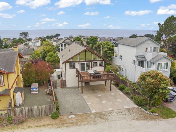 350 6th Avenue, Half Moon Bay CA 94019