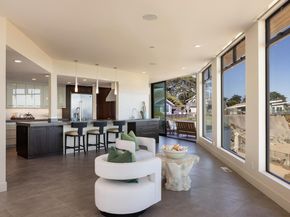 2900 E Cliff Drive, Santa Cruz CA 95062