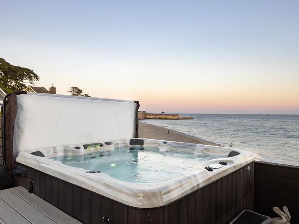 2900 E Cliff Drive, Santa Cruz CA 95062