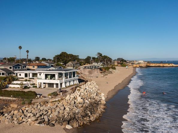2900 E Cliff Drive, Santa Cruz CA 95062