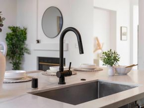 31500 Silvertide Drive, Union City CA 94587