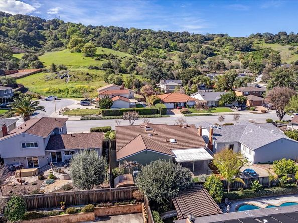 831 Colleen Drive, San Jose CA 95123